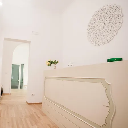 Storie Di Mare بولينيانو آ ماري